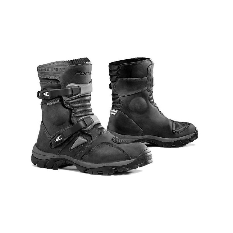 forma_adventure_low_boots_black_750x750